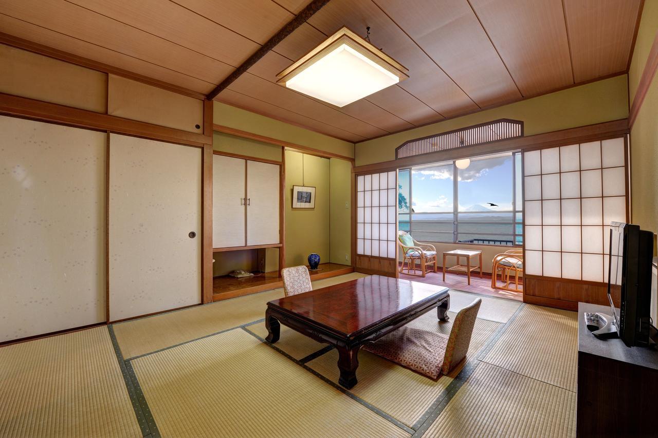Iwamotoro Hotel Fujisawa Exterior photo